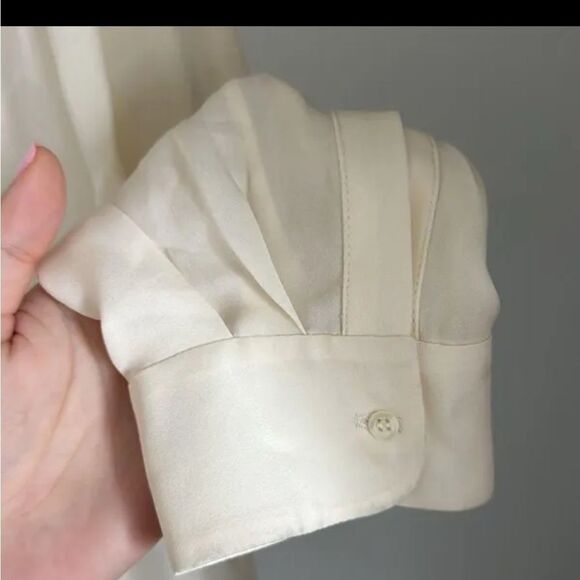 ALC 100% Silk Off White Blouse Made in USA size L - Picture 5 of 10